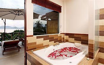 Byg Grand Beach Front & Sea View @ Panwa Beach Екстериор снимка