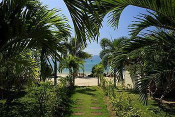 Byg Grand Beach Front & Sea View @ Panwa Beach Екстериор снимка