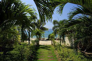 Byg Grand Beach Front & Sea View @ Panwa Beach Екстериор снимка